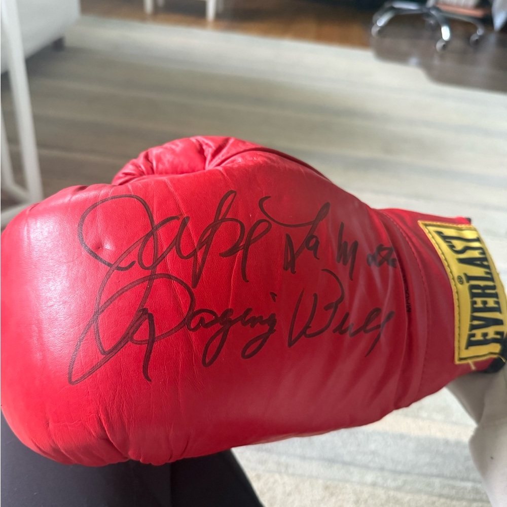 Excellent Condition Authentic Jake LaMotta Raging Bull Autographed Boxing Glove